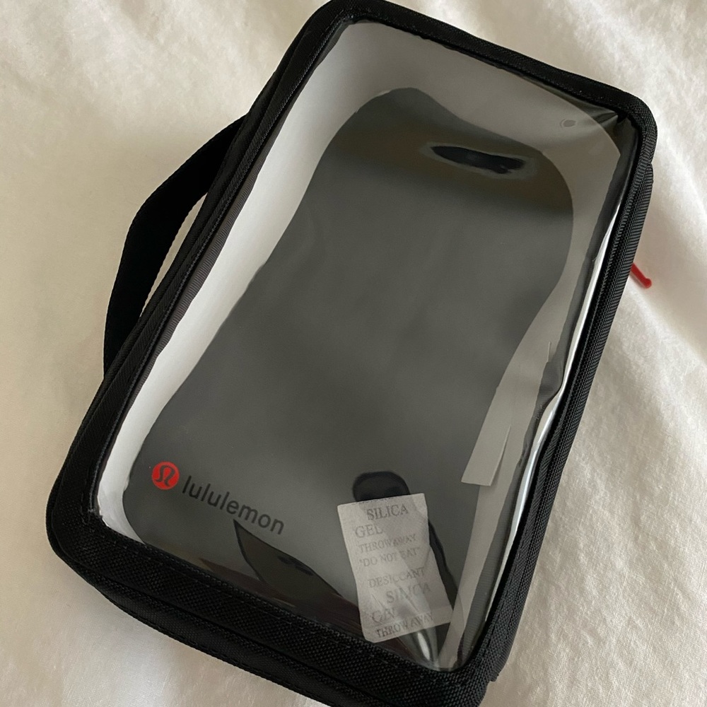 NWOT Lululemon On the Go Sweat Kit